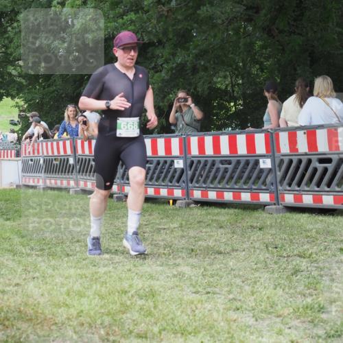21.06.2025 - 27. Vierlanden-Triathlon KatJ http://msf.ph/oto/8019298 15.06.2025 13:18:59 Ziel 646, 668, 743 meine-sportfotos.de