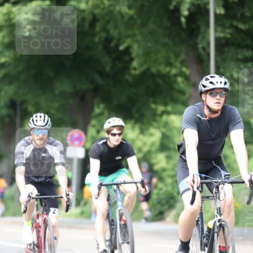 15.06.2025 - 7 Türme Triathlon Yannick Fuchs http://msf.ph/oto/8019318 15.06.2025 13:31:55 Radfahren 298, 327, 665, 708, 784, 990, 1087, 1167 meine-sportfotos.de