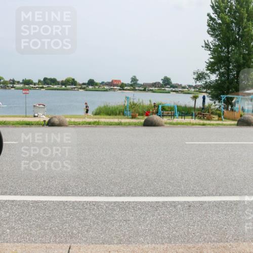 21.06.2025 - 27. Vierlanden-Triathlon H.Heesch http://msf.ph/oto/8019416 15.06.2025 12:01:16 Radfahren 863, 908, 967, 970 meine-sportfotos.de