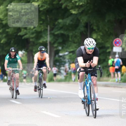 15.06.2025 - 7 Türme Triathlon Yannick Fuchs http://msf.ph/oto/8019435 15.06.2025 13:31:57 Radfahren 298, 665, 784, 1087, 1167, 1169 meine-sportfotos.de