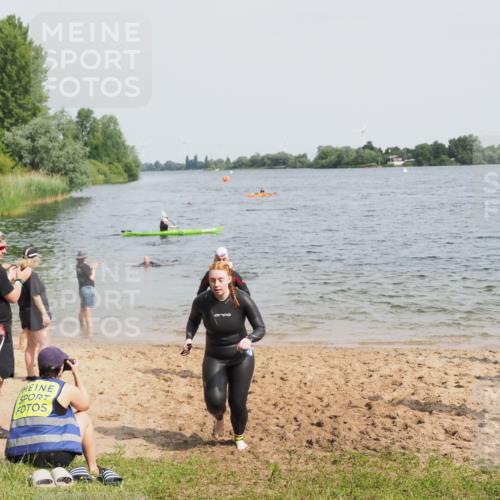 21.06.2025 - 27. Vierlanden-Triathlon MichiJ http://msf.ph/oto/8019552 15.06.2026 10:19:51 Schwimmen 500, 503, 539, 569, 578 meine-sportfotos.de