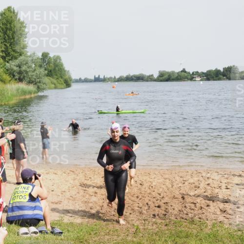 21.06.2025 - 27. Vierlanden-Triathlon MichiJ http://msf.ph/oto/8019700 15.06.2026 10:19:53 Schwimmen 500, 503, 539, 553, 569, 578 meine-sportfotos.de