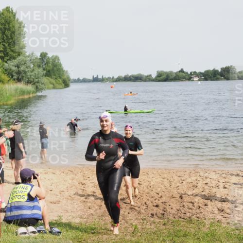 21.06.2025 - 27. Vierlanden-Triathlon MichiJ http://msf.ph/oto/8019716 15.06.2026 10:19:54 Schwimmen 500, 539, 553, 569, 578 meine-sportfotos.de