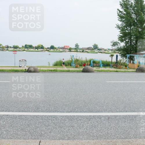 21.06.2025 - 27. Vierlanden-Triathlon H.Heesch http://msf.ph/oto/8019816 15.06.2025 12:03:01 Radfahren 843, 984, 985, 986, 987, 988 meine-sportfotos.de