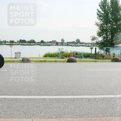 15.06.2025 - 27. Vierlanden-Triathlon H.Heesch http://msf.ph/oto/8019902 15.06.2025 09:42:16 Radfahren 50, 83, 158 meine-sportfotos.de