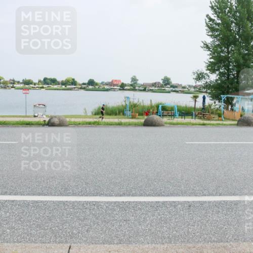 21.06.2025 - 27. Vierlanden-Triathlon H.Heesch http://msf.ph/oto/8020004 15.06.2025 12:03:47 Radfahren 203, 655, 964 meine-sportfotos.de
