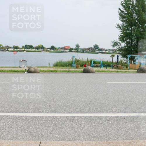21.06.2025 - 27. Vierlanden-Triathlon H.Heesch http://msf.ph/oto/8020134 15.06.2025 12:04:03 Radfahren 735, 764, 775, 798, 858, 956 meine-sportfotos.de