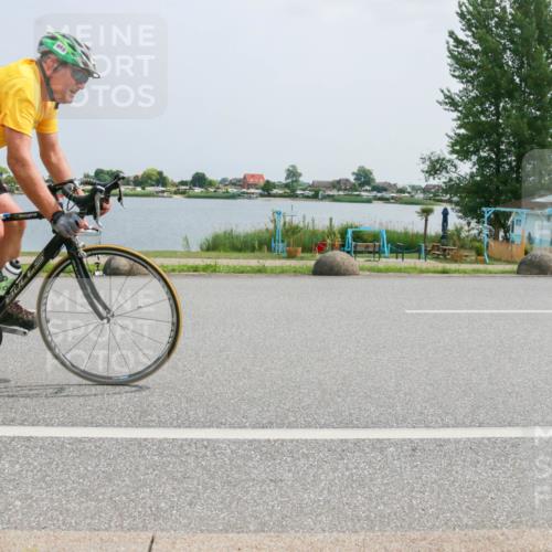 21.06.2025 - 27. Vierlanden-Triathlon H.Heesch http://msf.ph/oto/8020180 15.06.2025 12:04:03 Radfahren 735, 764, 775, 798, 858, 956 meine-sportfotos.de