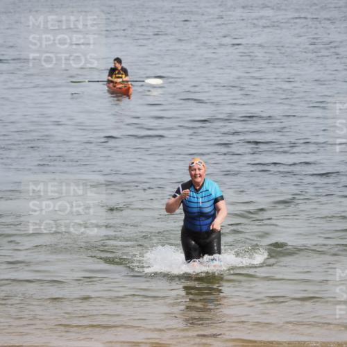 21.06.2025 - 27. Vierlanden-Triathlon MichiJ http://msf.ph/oto/8020205 15.06.2026 10:21:54 Schwimmen 538 meine-sportfotos.de