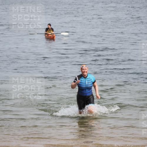 21.06.2025 - 27. Vierlanden-Triathlon MichiJ http://msf.ph/oto/8020211 15.06.2026 10:21:54 Schwimmen 538 meine-sportfotos.de