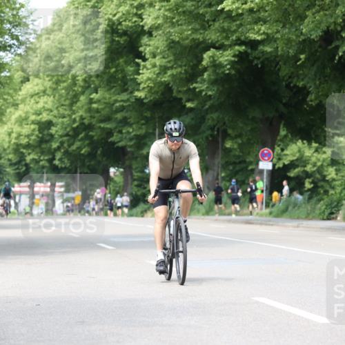 15.06.2025 - 7 Türme Triathlon Yannick Fuchs http://msf.ph/oto/8020360 15.06.2025 13:32:44 Radfahren 398, 585, 644, 1066 meine-sportfotos.de