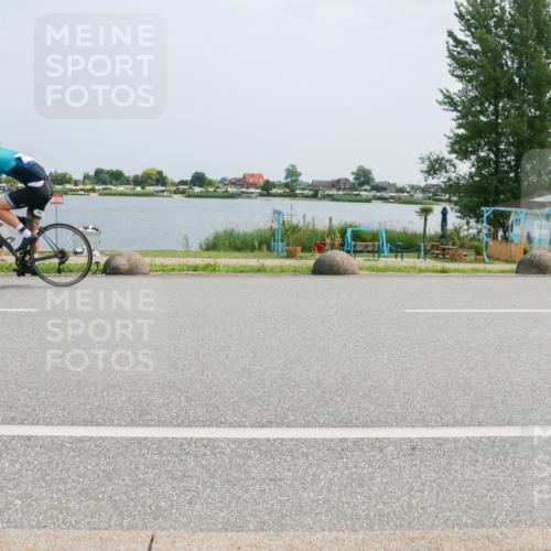 21.06.2025 - 27. Vierlanden-Triathlon H.Heesch http://msf.ph/oto/8020395 15.06.2025 12:04:06 Radfahren 653, 735, 764, 775, 858, 956 meine-sportfotos.de