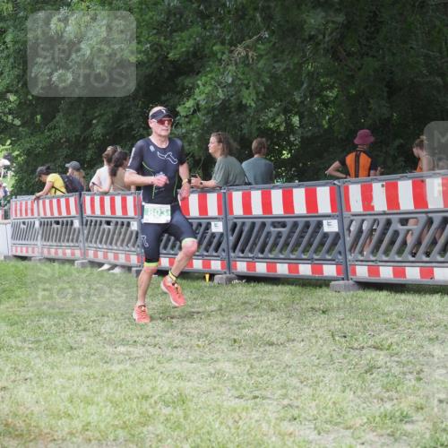 21.06.2025 - 27. Vierlanden-Triathlon KatJ http://msf.ph/oto/8020426 15.06.2025 13:20:12 Ziel 741, 803, 840 meine-sportfotos.de