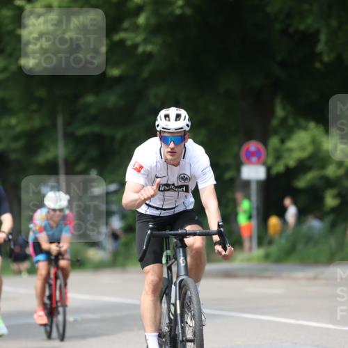 15.06.2025 - 7 Türme Triathlon Yannick Fuchs http://msf.ph/oto/8020448 15.06.2025 13:32:56 Radfahren 361, 598, 717, 1069, 1102, 1187 meine-sportfotos.de