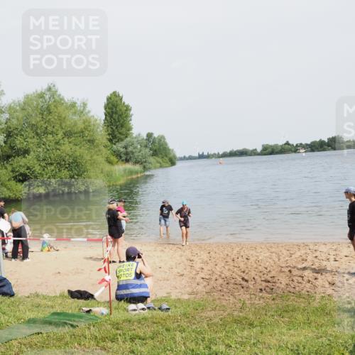 21.06.2025 - 27. Vierlanden-Triathlon MichiJ http://msf.ph/oto/8020452 15.06.2026 10:23:10 Schwimmen 531 meine-sportfotos.de