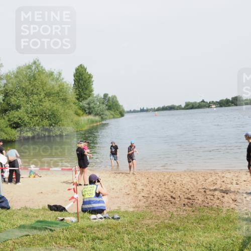 21.06.2025 - 27. Vierlanden-Triathlon MichiJ http://msf.ph/oto/8020478 15.06.2026 10:23:11 Schwimmen 531 meine-sportfotos.de