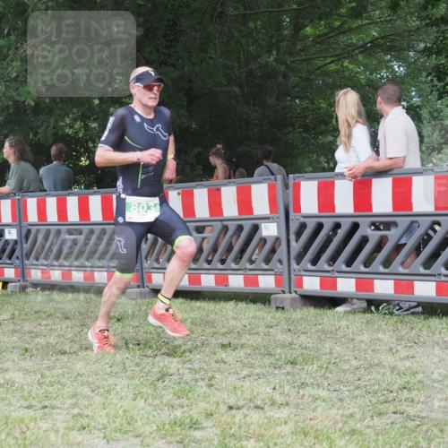 21.06.2025 - 27. Vierlanden-Triathlon KatJ http://msf.ph/oto/8020501 15.06.2025 13:20:12 Ziel 741, 803, 840 meine-sportfotos.de