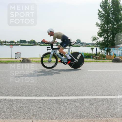 15.06.2025 - 27. Vierlanden-Triathlon H.Heesch http://msf.ph/oto/8020520 15.06.2025 09:47:44 Radfahren 50, 227 meine-sportfotos.de