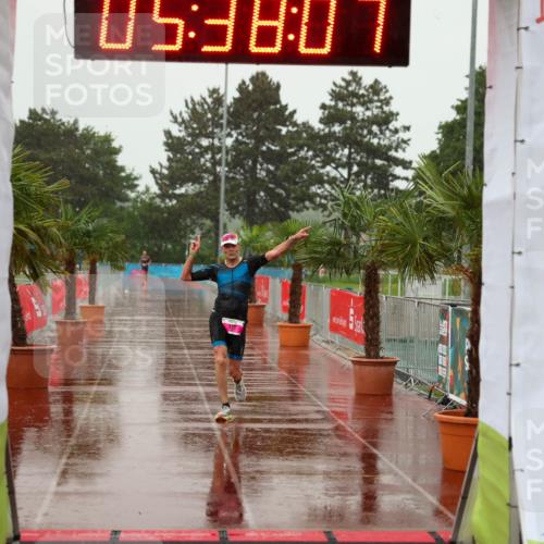 15.06.2025 - 7 Türme Triathlon Michael Strokosch http://msf.ph/oto/8020571 15.06.2025 15:38:07 Ziel 218 meine-sportfotos.de
