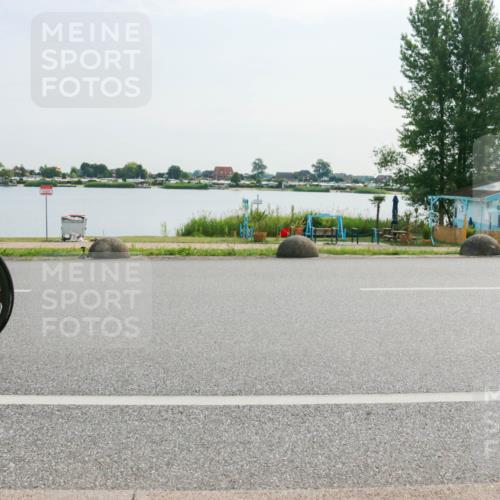 15.06.2025 - 27. Vierlanden-Triathlon H.Heesch http://msf.ph/oto/8020608 15.06.2025 09:48:16 Radfahren 6, 60, 64, 246 meine-sportfotos.de