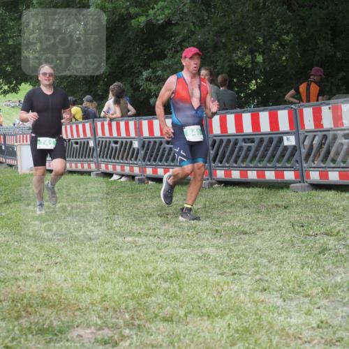 21.06.2025 - 27. Vierlanden-Triathlon KatJ http://msf.ph/oto/8020664 15.06.2025 13:20:21 Ziel 641, 678, 688, 694, 709, 741, 840 meine-sportfotos.de