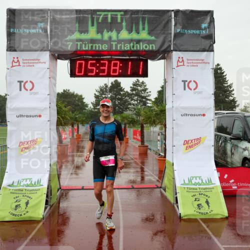 15.06.2025 - 7 Türme Triathlon Michael Strokosch http://msf.ph/oto/8020719 15.06.2025 15:38:11 Ziel 218 meine-sportfotos.de