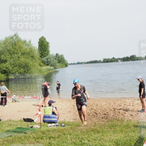 21.06.2025 - 27. Vierlanden-Triathlon MichiJ http://msf.ph/oto/8020806 15.06.2026 10:23:17 Schwimmen 531 meine-sportfotos.de