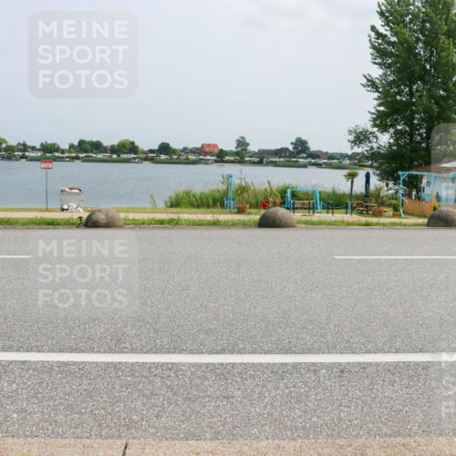 21.06.2025 - 27. Vierlanden-Triathlon H.Heesch http://msf.ph/oto/8021269 15.06.2025 12:04:50 Radfahren 252, 913 meine-sportfotos.de