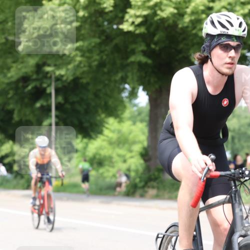 15.06.2025 - 7 Türme Triathlon Yannick Fuchs http://msf.ph/oto/8021328 15.06.2025 13:33:26 Radfahren 774, 775, 797, 956, 1144 meine-sportfotos.de