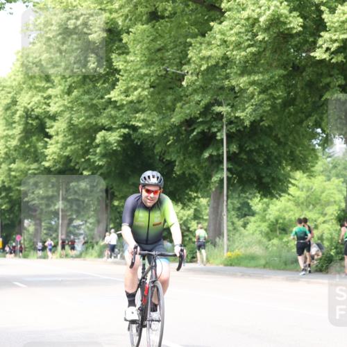 15.06.2025 - 7 Türme Triathlon Yannick Fuchs http://msf.ph/oto/8021470 15.06.2025 13:33:29 Radfahren 534, 774, 775, 797, 956 meine-sportfotos.de