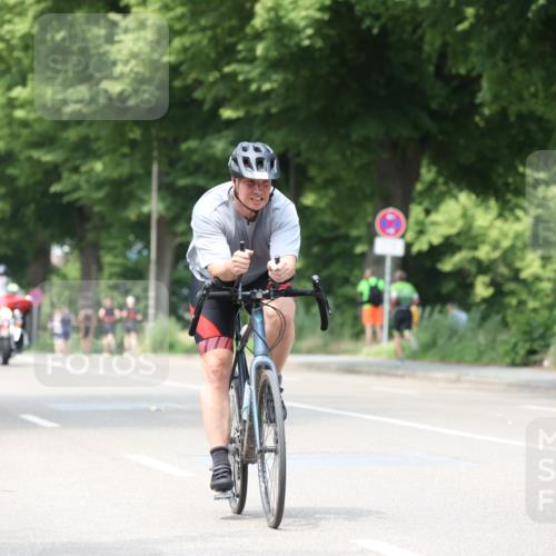 15.06.2025 - 7 Türme Triathlon Yannick Fuchs http://msf.ph/oto/8021523 15.06.2025 13:33:33 Radfahren 534, 889 meine-sportfotos.de