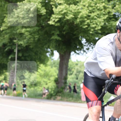 15.06.2025 - 7 Türme Triathlon Yannick Fuchs http://msf.ph/oto/8021599 15.06.2025 13:33:34 Radfahren 534, 889 meine-sportfotos.de