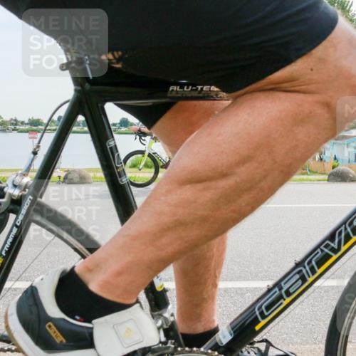15.06.2025 - 27. Vierlanden-Triathlon H.Heesch http://msf.ph/oto/8021822 15.06.2025 09:54:45 Radfahren 137, 159, 213 meine-sportfotos.de