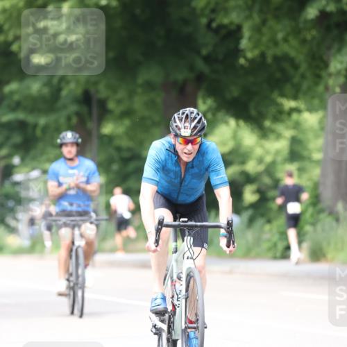 15.06.2025 - 7 Türme Triathlon Yannick Fuchs http://msf.ph/oto/8021866 15.06.2025 13:33:56 Radfahren 376, 853, 926, 1142, 1180 meine-sportfotos.de