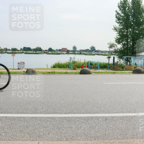 15.06.2025 - 27. Vierlanden-Triathlon H.Heesch http://msf.ph/oto/8021872 15.06.2025 09:55:43 Radfahren 2, 58, 237 meine-sportfotos.de