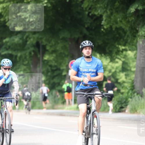 15.06.2025 - 7 Türme Triathlon Yannick Fuchs http://msf.ph/oto/8021918 15.06.2025 13:33:57 Radfahren 376, 853, 926, 1142, 1180 meine-sportfotos.de
