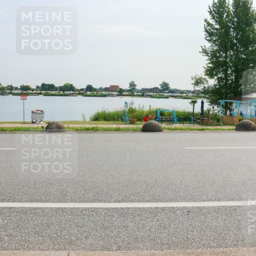 15.06.2025 - 27. Vierlanden-Triathlon H.Heesch http://msf.ph/oto/8021954 15.06.2025 09:56:18 Radfahren 9, 45, 77, 132 meine-sportfotos.de