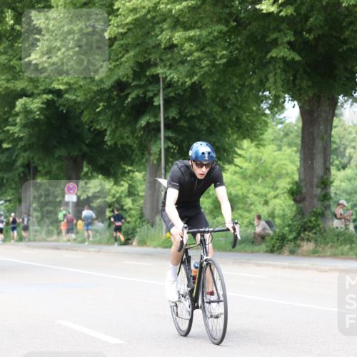 15.06.2025 - 7 Türme Triathlon Yannick Fuchs http://msf.ph/oto/8022139 15.06.2025 13:34:12 Radfahren 531, 801, 942 meine-sportfotos.de