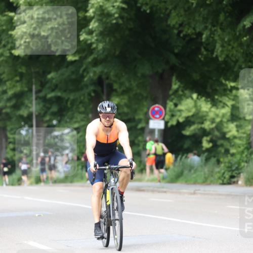 15.06.2025 - 7 Türme Triathlon Yannick Fuchs http://msf.ph/oto/8022206 15.06.2025 13:34:17 Radfahren 531, 801 meine-sportfotos.de