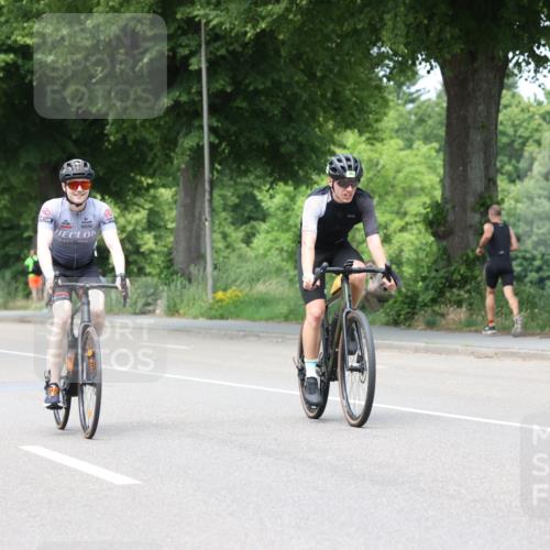 15.06.2025 - 7 Türme Triathlon Yannick Fuchs http://msf.ph/oto/8022301 15.06.2025 13:34:32 Radfahren 196, 910, 1074 meine-sportfotos.de