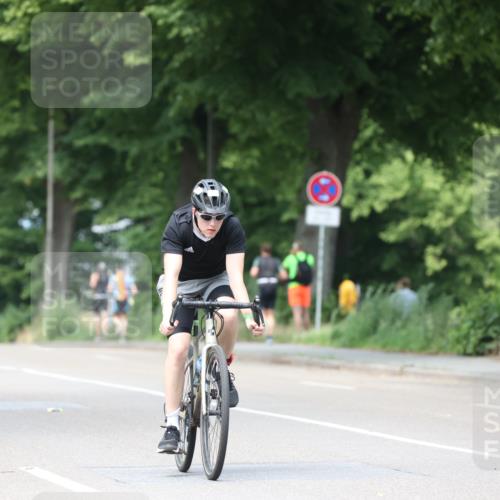 15.06.2025 - 7 Türme Triathlon Yannick Fuchs http://msf.ph/oto/8022347 15.06.2025 13:34:34 Radfahren 196, 910 meine-sportfotos.de