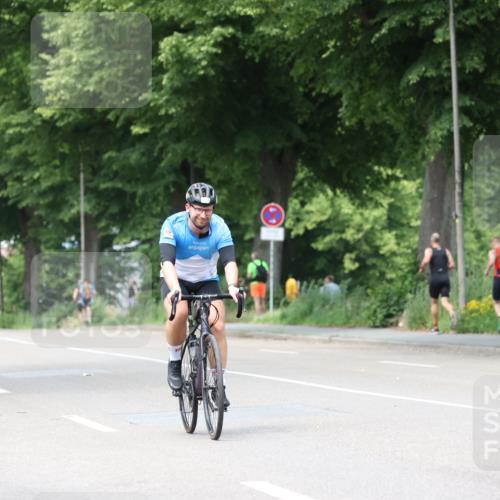15.06.2025 - 7 Türme Triathlon Yannick Fuchs http://msf.ph/oto/8022400 15.06.2025 13:34:38 Radfahren  meine-sportfotos.de