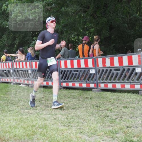 21.06.2025 - 27. Vierlanden-Triathlon KatJ http://msf.ph/oto/8022454 15.06.2025 13:21:55 Ziel 152, 746 meine-sportfotos.de