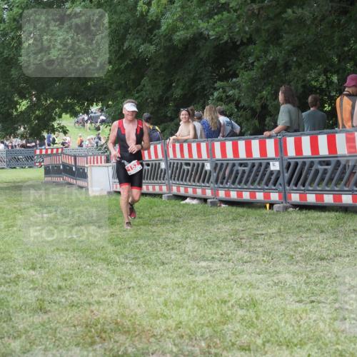 21.06.2025 - 27. Vierlanden-Triathlon KatJ http://msf.ph/oto/8022530 15.06.2025 13:22:02 Ziel 152, 928 meine-sportfotos.de