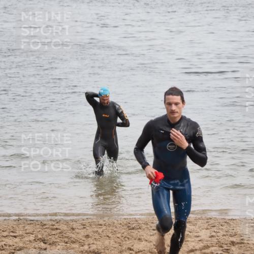 21.06.2025 - 27. Vierlanden-Triathlon MichiJ http://msf.ph/oto/8023008 15.06.2026 10:53:53 Schwimmen 650, 726, 757 meine-sportfotos.de