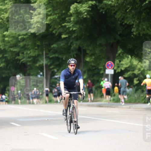 15.06.2025 - 7 Türme Triathlon Yannick Fuchs http://msf.ph/oto/8023116 15.06.2025 13:35:43 Radfahren 868, 953, 1060 meine-sportfotos.de