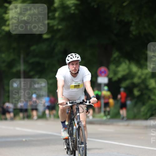 15.06.2025 - 7 Türme Triathlon Yannick Fuchs http://msf.ph/oto/8023149 15.06.2025 13:35:47 Radfahren 868, 953 meine-sportfotos.de