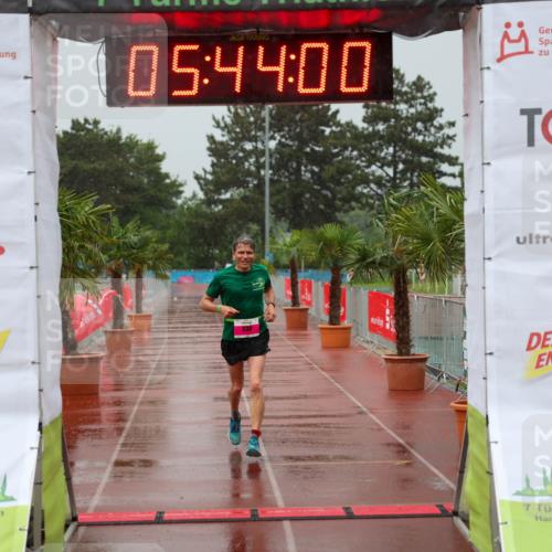 15.06.2025 - 7 Türme Triathlon Michael Strokosch http://msf.ph/oto/8023180 15.06.2025 15:43:59 Ziel 336 meine-sportfotos.de