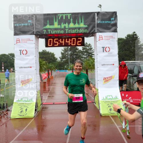 15.06.2025 - 7 Türme Triathlon Michael Strokosch http://msf.ph/oto/8023248 15.06.2025 15:44:02 Ziel 336 meine-sportfotos.de