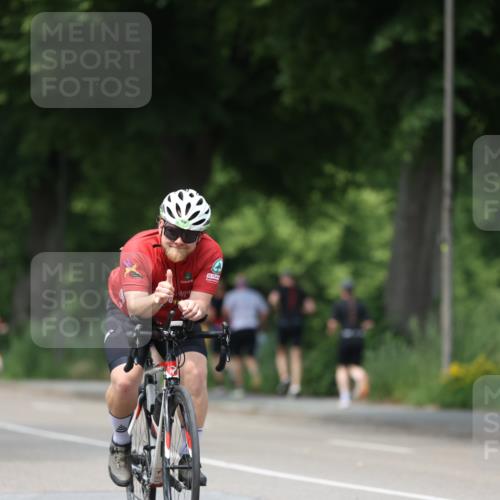 15.06.2025 - 7 Türme Triathlon Yannick Fuchs http://msf.ph/oto/8023317 15.06.2025 13:35:57 Radfahren 302, 1010 meine-sportfotos.de